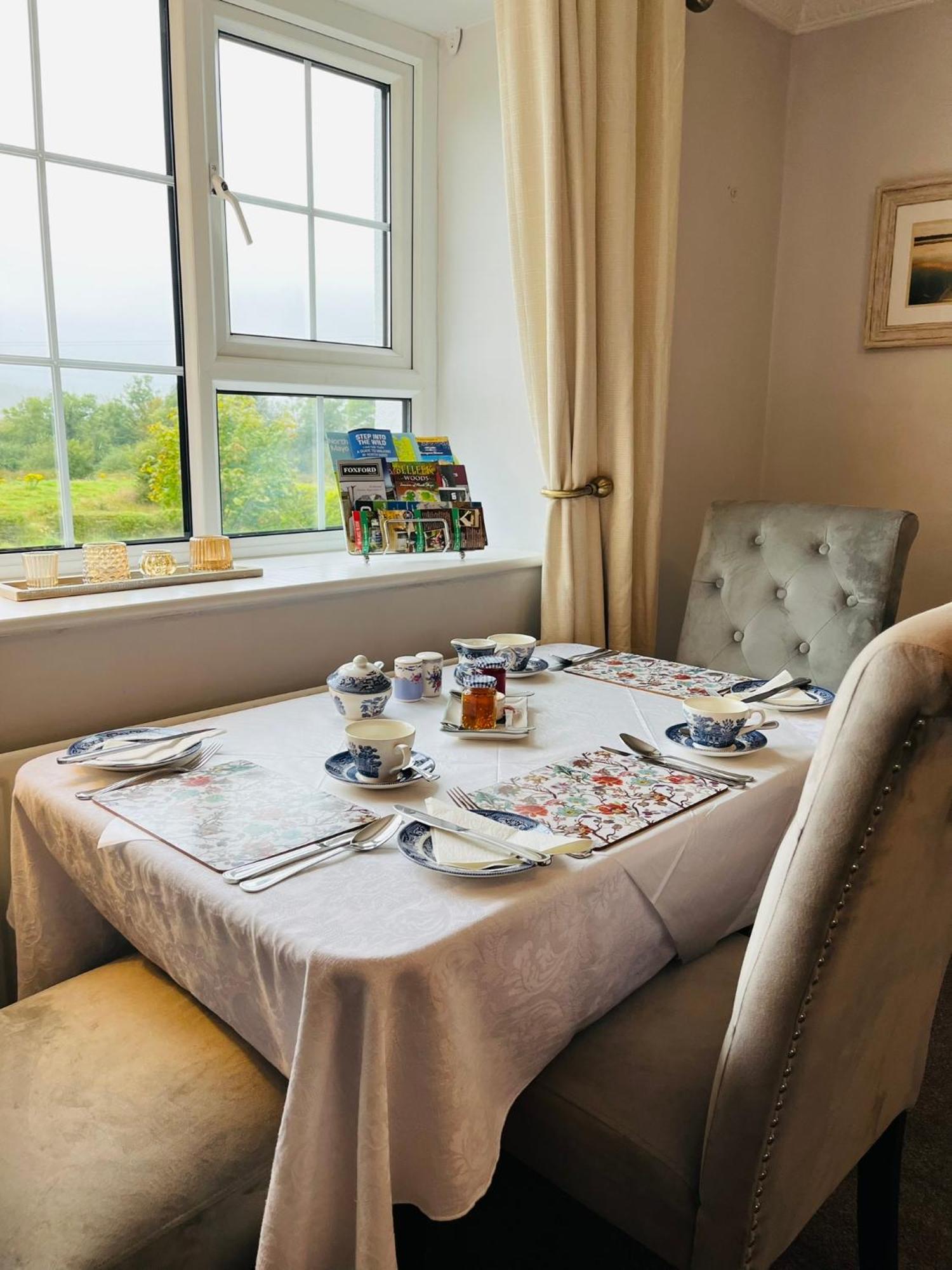 Hillcrest Farmhouse Bed & Breakfast Boyhollagh 외부 사진